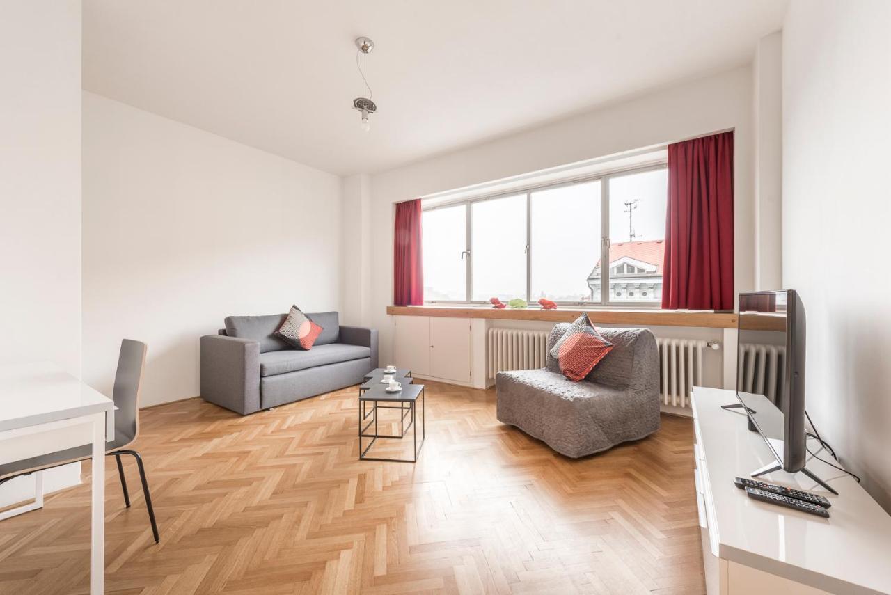 Merkur Apartments براغ المظهر الخارجي الصورة