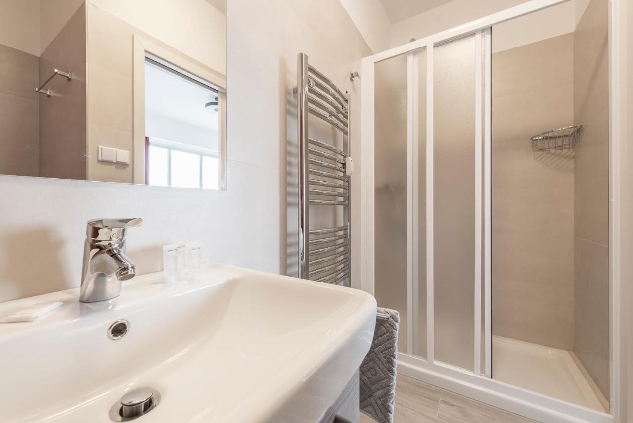 Merkur Apartments براغ المظهر الخارجي الصورة