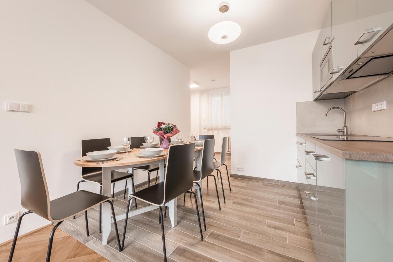 Merkur Apartments براغ المظهر الخارجي الصورة